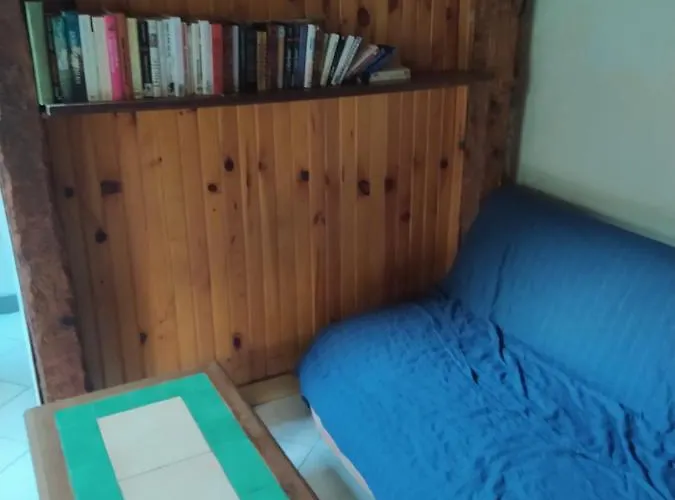 Holiday home Maison Vielles Pierres Wifi Ille-sur-Tet